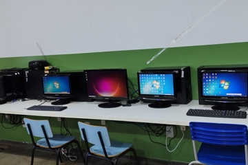 Manutenção dos Computadores da escola - escola municipal Geraldo Napoleão